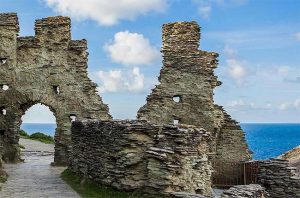 tintagel castle, king arthur's castle