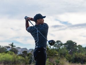 Tiger Woods Signs With TaylorMade