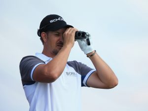 10 most essential golf accessories