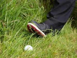 How to spot a golf cheat