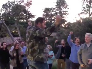 WATCH: Nick Faldo Hits Ace On Jim Nantz’s Pebble Beach Replica