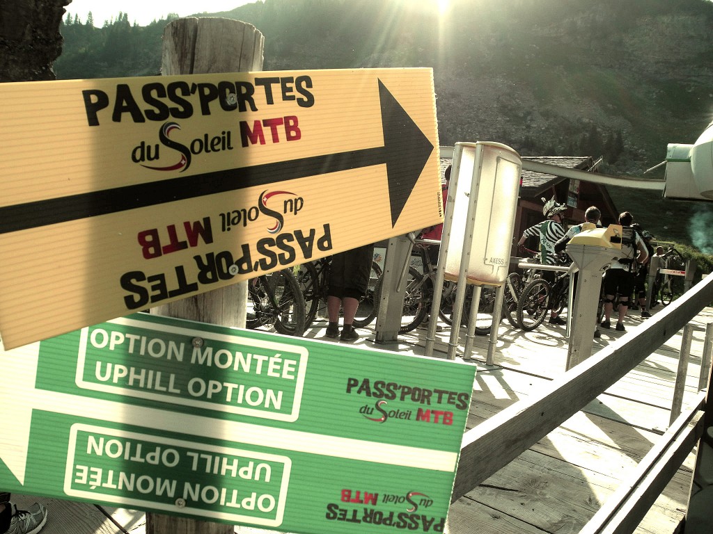 WeekThree11 No queues at this PassPortes control