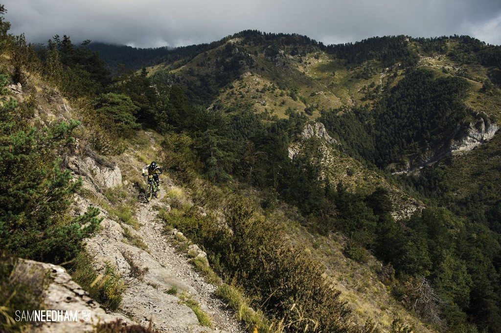 Clementz leads by just four seconds after two hours of racing