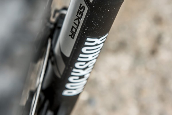 RockShox Sektor fork lacked finesse (Fowler)