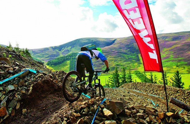 Stage 1 at the TweedLove enduro, dropping into a steep, shale chute