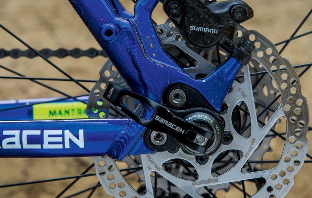 Open dropouts boast QR convenience with bolt-thru stiffness