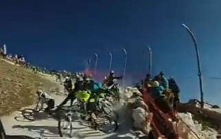 Megavalanche crash