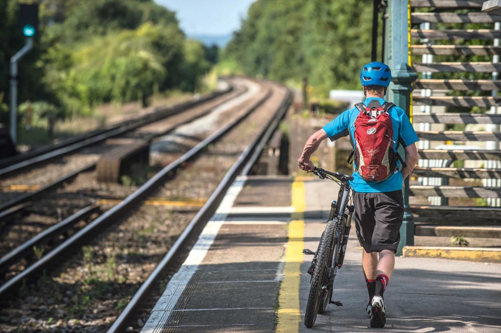 How to mountain bike by train MBR