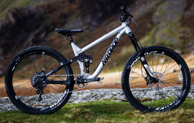 Airdrop Edit PR shot side on