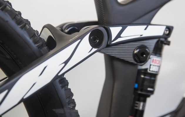 Core Bike 2016 Devinci Troy 2