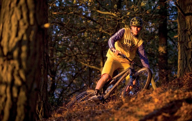 Ride loose roots slide