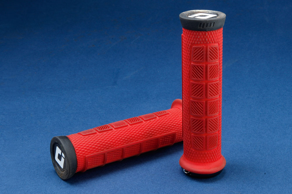 best mtb bar grips