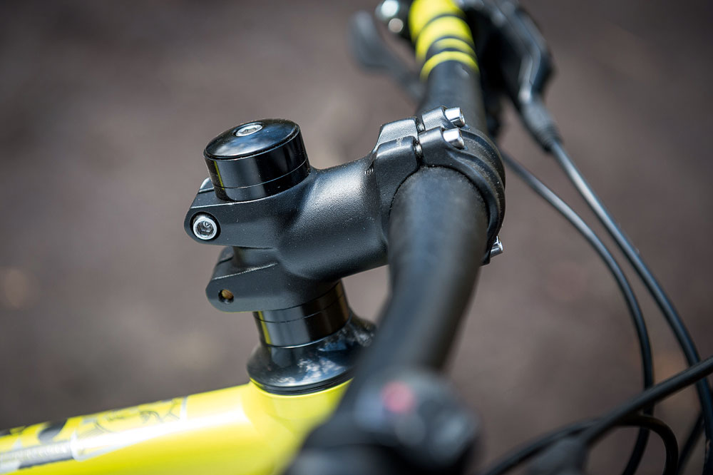 Simple but effective, a short stem keeps you in control on descents