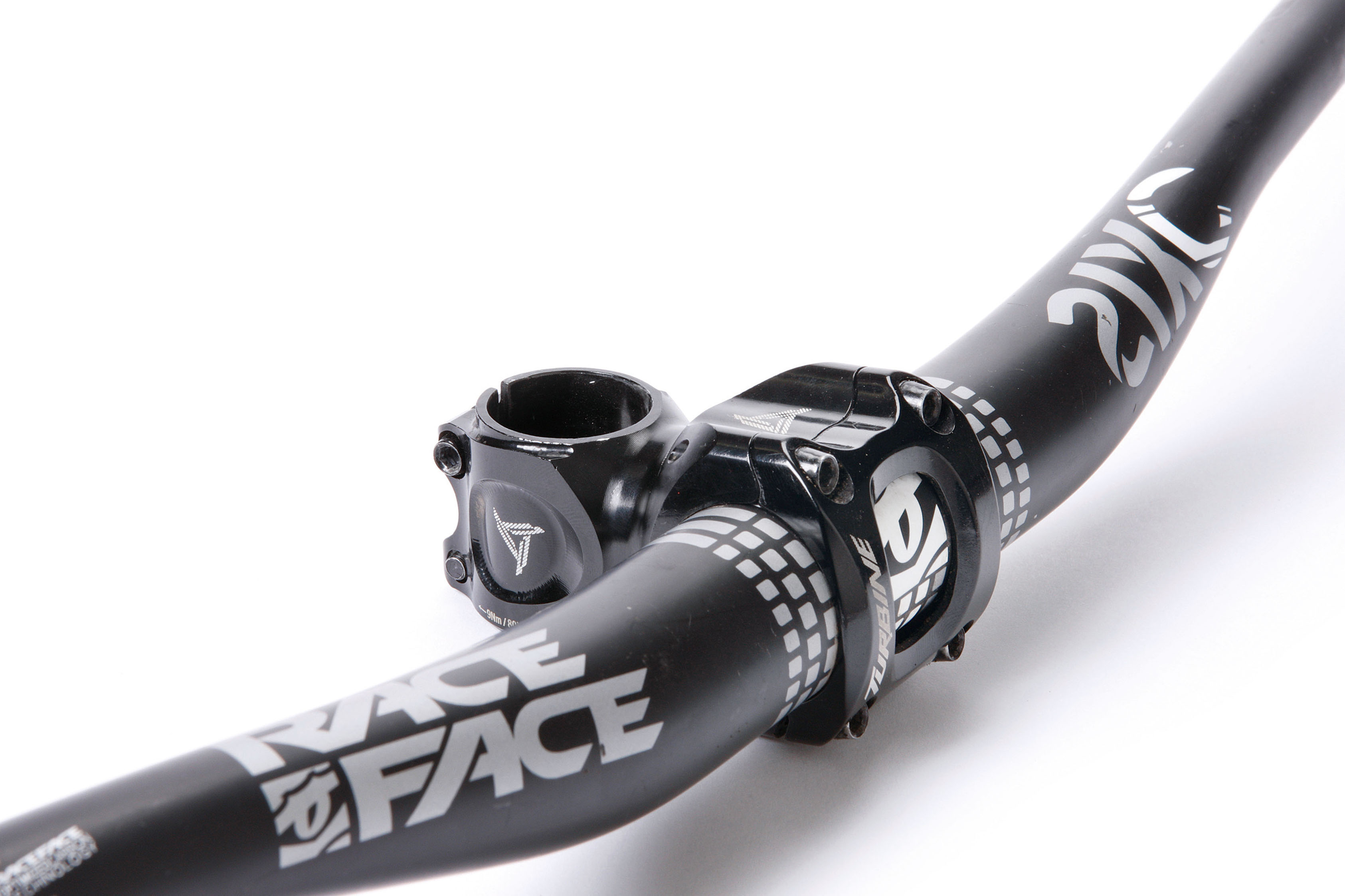 Race-Face-SixC-Carbon-bar-review