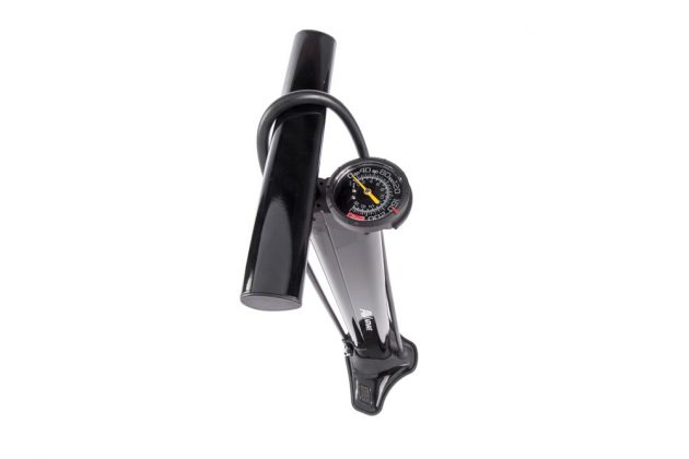 lifeline airblast tubeless tire track pump