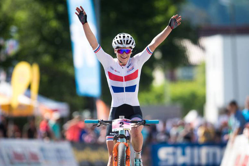 Evie Richards Wins World Cup Gold At Albstadt MBR
