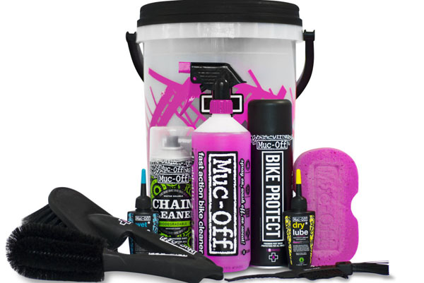 muc-off dirt bucket