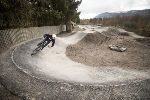 how to pump track