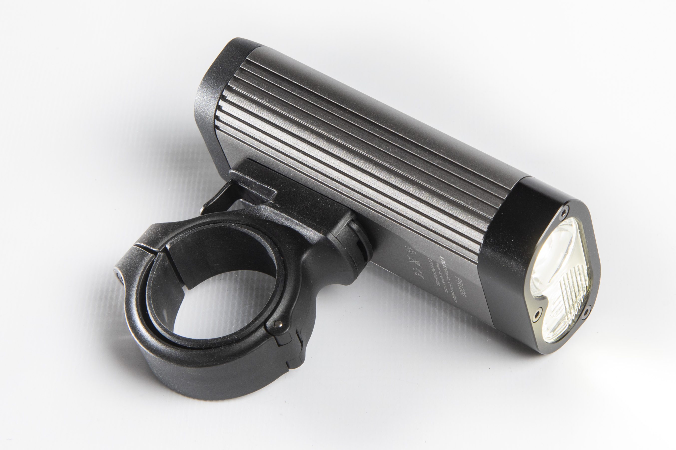 Ravemen PR1200 light review MBR