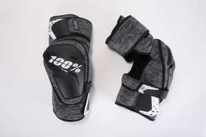 100% Fortis Knee Guard
