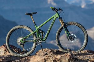 pivot switchblade