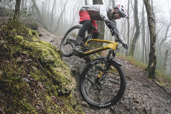 hunt 50mm carbon wheels