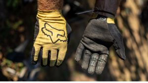 Fox Flexair gloves 2022