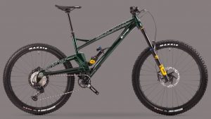 Photo of the green Orange Switch 7 mountain bike