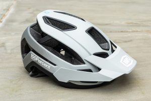 100% Altec Fidloc helmet