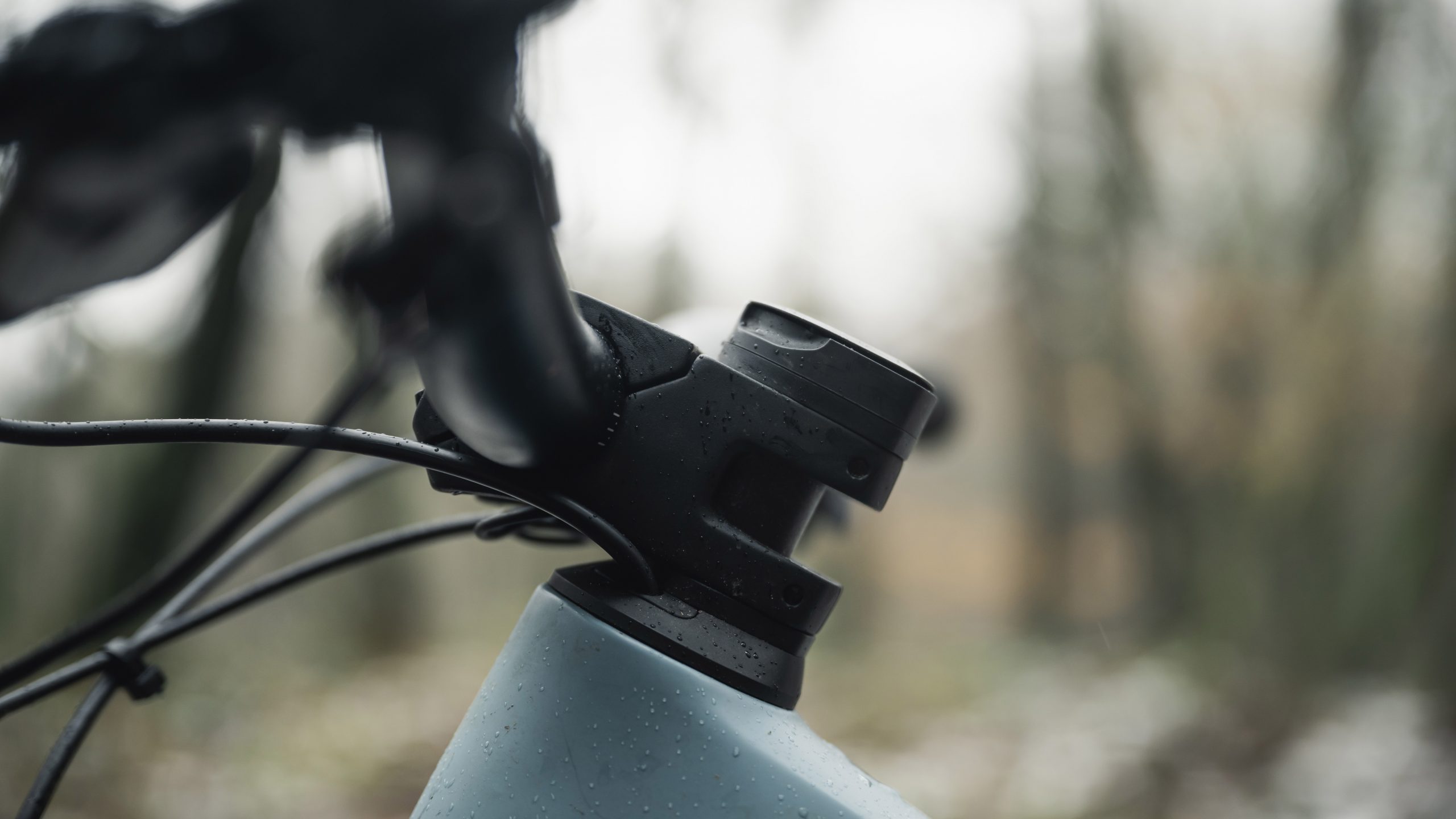 Stem detail on the Canyon Spectral:ON CF 9 electric mountain bike