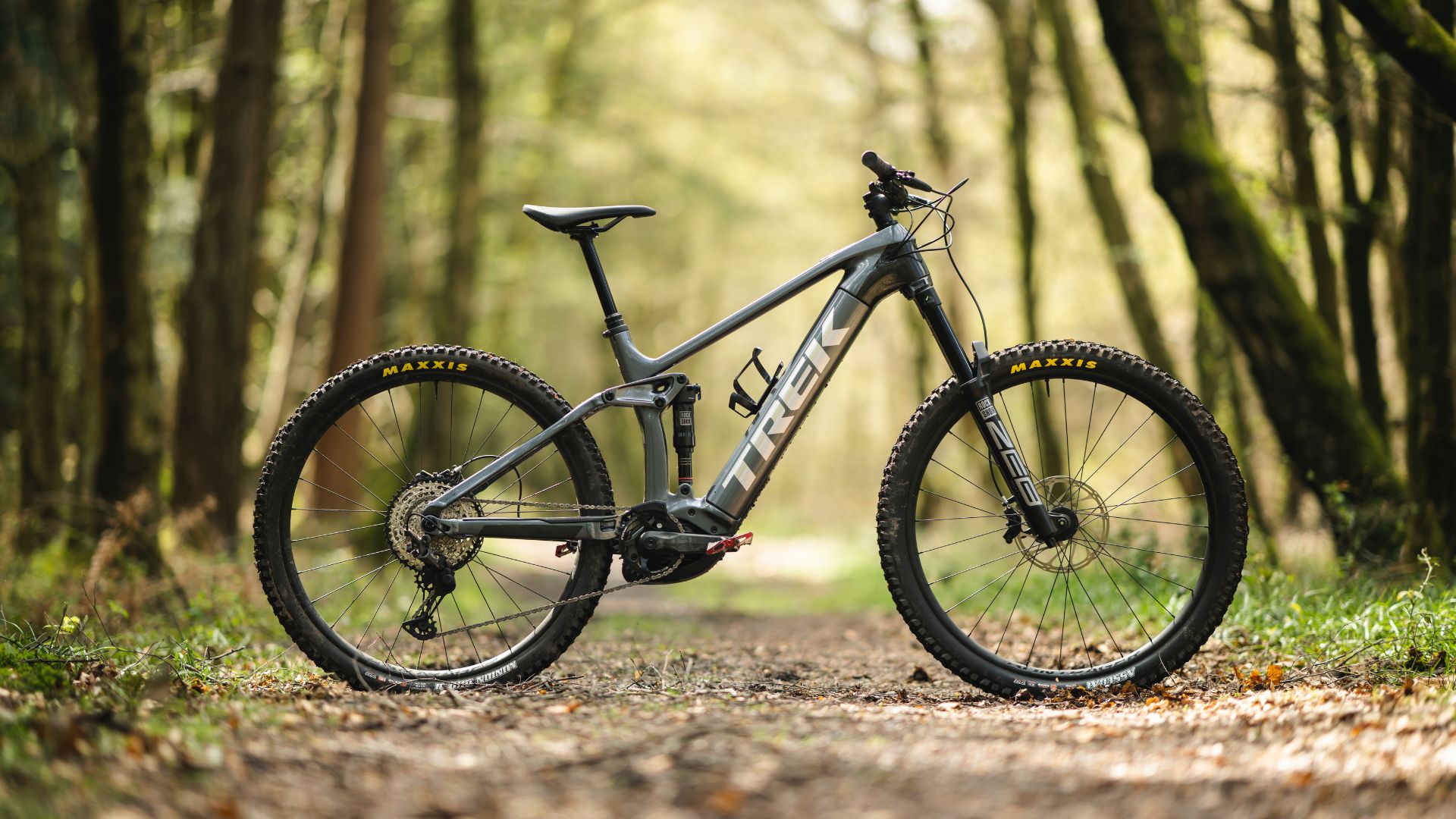 Trek Rail 9 7 Electric Mountain Bike Review MBR Trek Rail 9 7 Electric Mountain Bike Review MBR