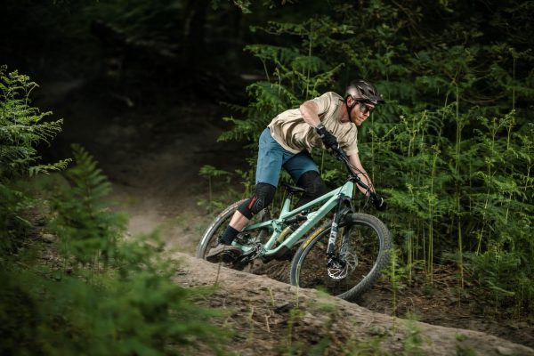 Canyon Torque Enduro Party Bikes test Aug 292