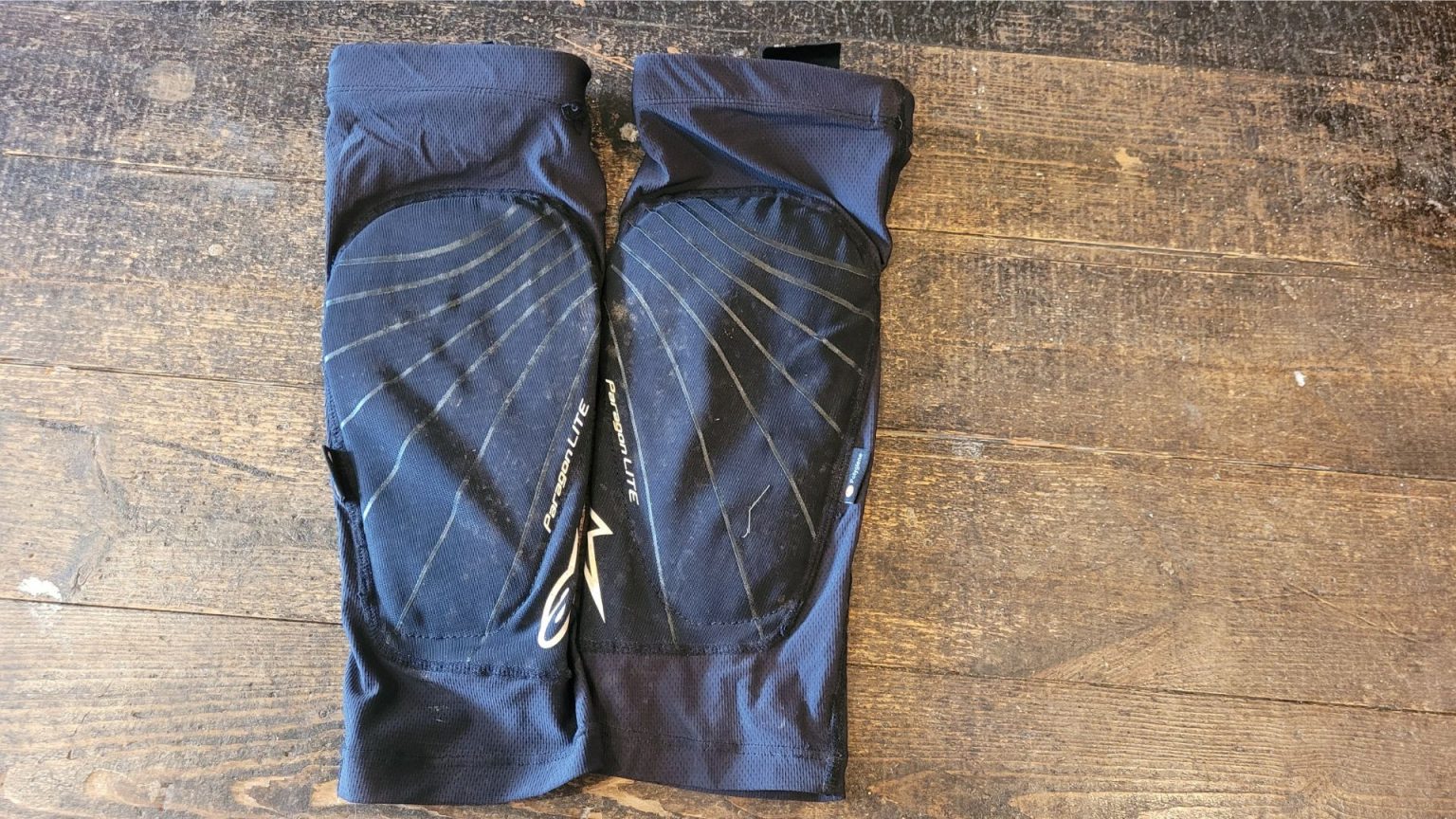 Best mountain bike protection gear for kids helmets, knee pads, shoes