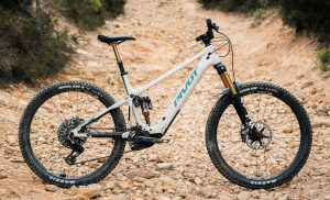 Pivot Shuttle AM Pro