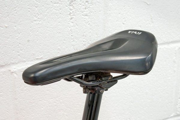 Fizik Terra Aidon X5 saddle