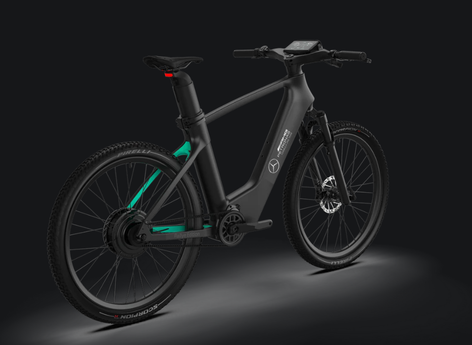 Mercedes AMG F1 Rallye Edition