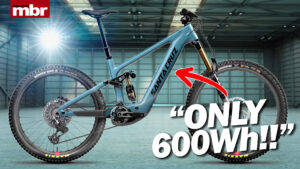 Santa Cruz Bullit unboxing video thumbnail