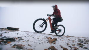 Snowdon e-bike in the snow