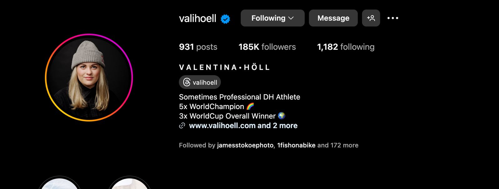 Vali Holl
