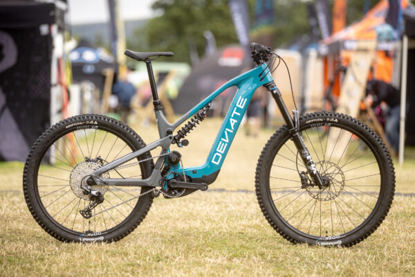 Deviate Kurgan e-bike