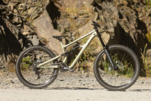 Specialized Status 2 170 DH