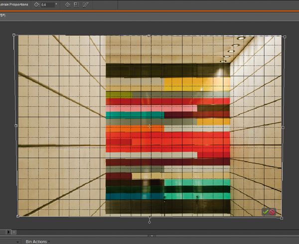 Converging verticals in Elements 7 - step 3. The contents of your image should now be selected, and be surrounded by eight markers around its edges. Zoom out a little (Ctrl+‘-