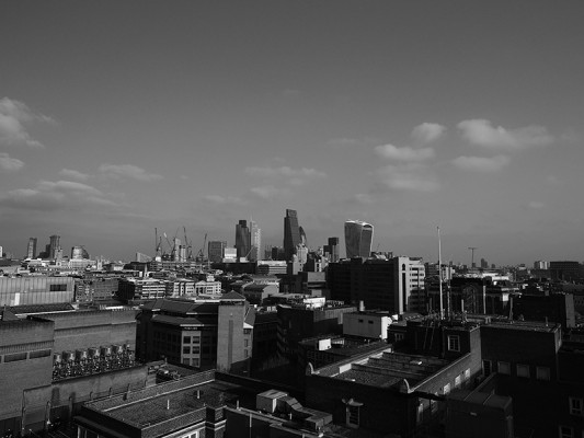 No polariser