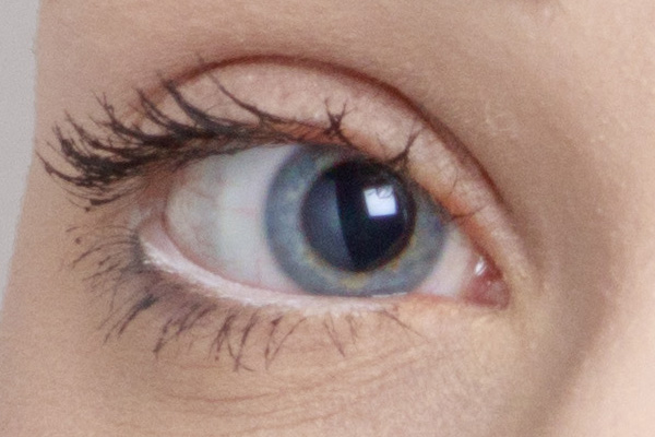 100% crop