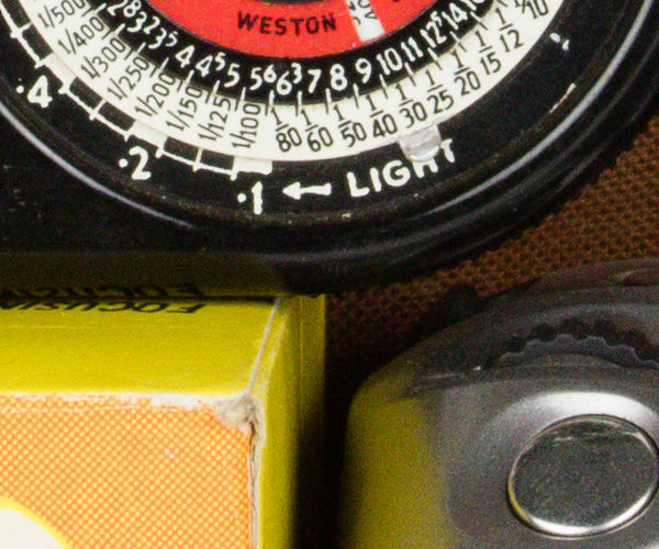 Canon EOS 5DS R noise, raw ISO 800