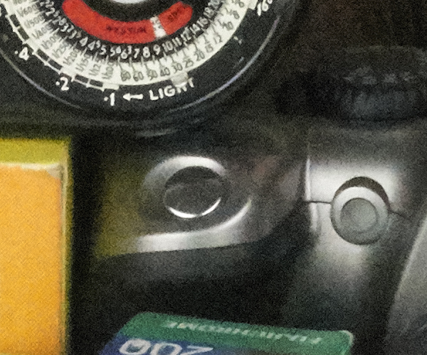 RX100 IV RAW ISO 12800