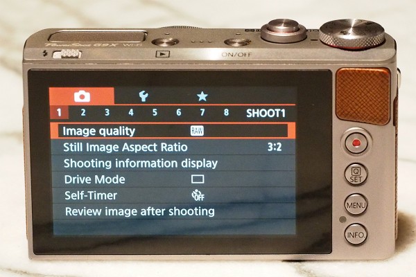 Canon's entire interface can be controlled using the touchscreen