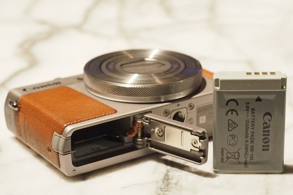 The NB-13L battery is rated for 220 shots per charge by CIPA standards
