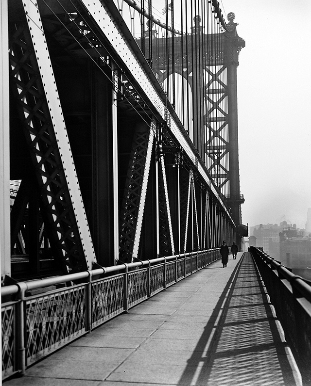 Work of photographer Berenice Abbott stars in ‘first major UK