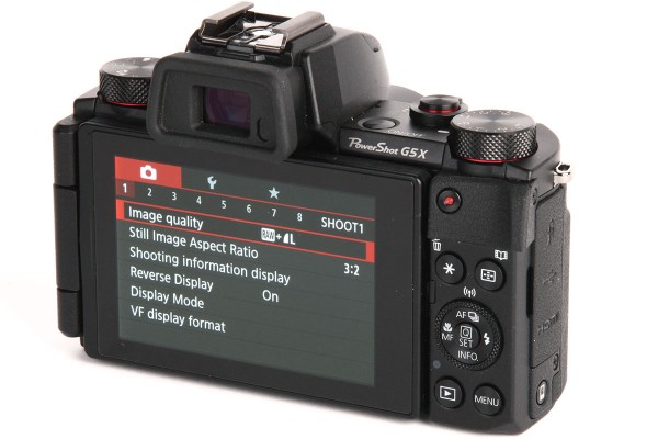 The 2.36-million-dot EVF boasts a refresh rate of 120fps